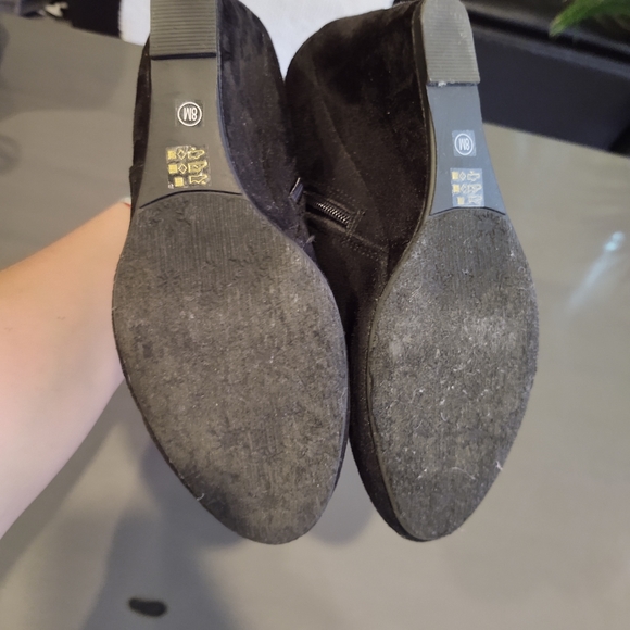 Laundry, Black Suede Booties - Picture 6 of 7